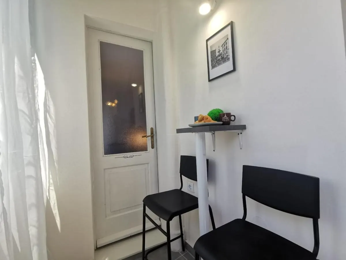 Apartment Bacvice In Split
