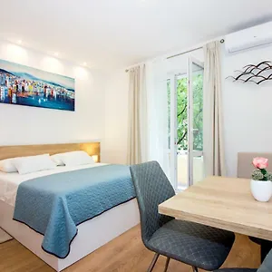  Apartment Lugo